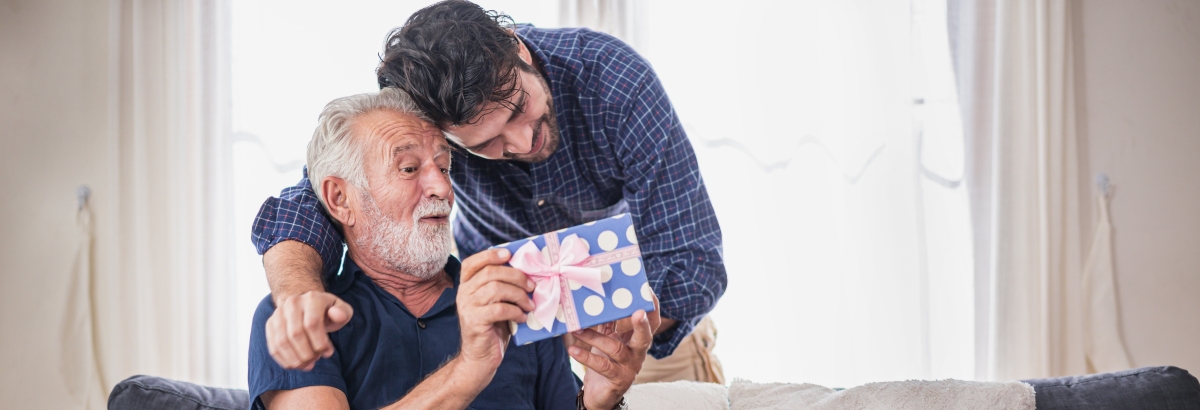 How to integrate elderly adults at Christmas